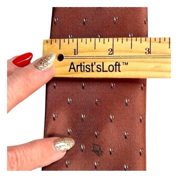 Vintage Christian Dior Necktie Tie Classic Elegant Timeless Silk Blend - Picture 6 of 9
